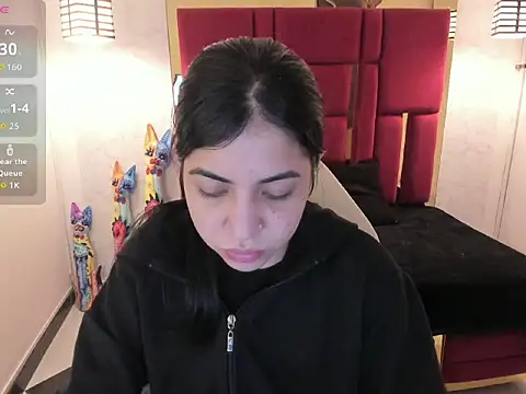 Snapshot of Violet_m chatting on October 9, 2025, 12:06 pm Violet m online show from October 9, 2025, 12:06 pm