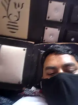 Snapshot of bobbyronak chatting on February 23, 2025, 6:45 pm bobbyronak online show from February 23, 2025, 6:45 pm