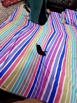 Snapshot of bobbyronak chatting on November 11, 2025, 8:31 am bobbyronak online show from November 11, 2025, 8:31 am