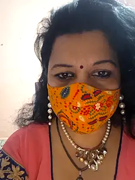 Snapshot of bobbyronak chatting on February 21, 2025, 6:37 pm bobbyronak online show from February 21, 2025, 6:37 pm