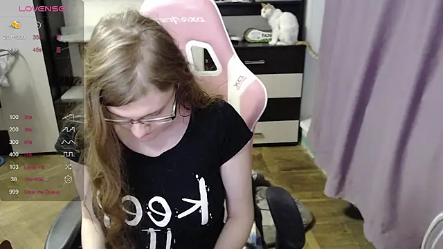 Tomato Tease online show from November 12, 2025, 1:59 pm