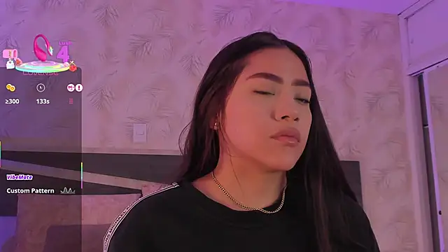 Snapshot of nicolle_pierce chatting on March 6, 2026, 1:39 pm nicolle pierce online show from March 6, 2026, 1:39 pm