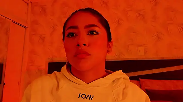 Snapshot of nicolle_pierce chatting on March 23, 2026, 10:48 am nicolle pierce online show from March 23, 2026, 10:48 am