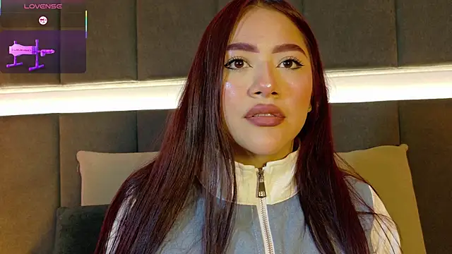 Snapshot of nicolle_pierce chatting on April 12, 2026, 10:51 am nicolle pierce online show from April 12, 2026, 10:51 am