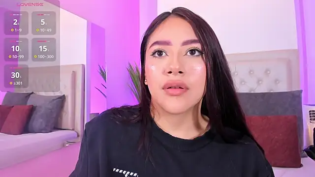 Snapshot of nicolle_pierce chatting on April 16, 2026, 2:51 pm nicolle pierce online show from April 16, 2026, 2:51 pm