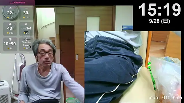 mama010-chan online show from September 28, 2025, 6:20 am