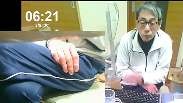 mama010-chan online show from March 4, 2026, 9:22 pm