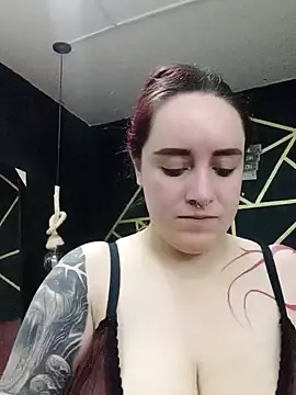 Snapshot of Gelena_Black chatting on February 8, 2025, 1:22 pm Gelena Black online show from February 8, 2025, 1:22 pm