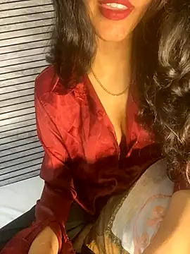 Snapshot of Divyaa69 chatting on November 11, 2025, 8:47 pm Divyaa69 online show from November 11, 2025, 8:47 pm