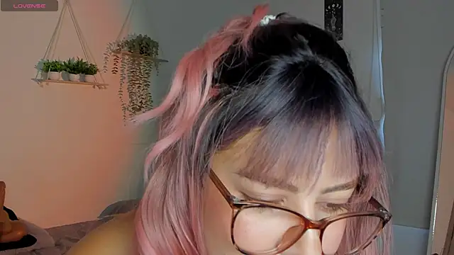 sara sweet9 online show from June 14, 2026, 3:13 pm