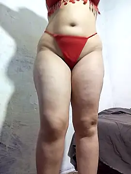 Snapshot of Sirinsx chatting on April 5, 2026, 2:24 pm Sirinsx online show from April 5, 2026, 2:24 pm