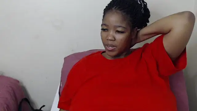 Snapshot of Busty-Londie chatting on September 14, 2025, 7:25 pm Busty-Londie online show from September 14, 2025, 7:25 pm