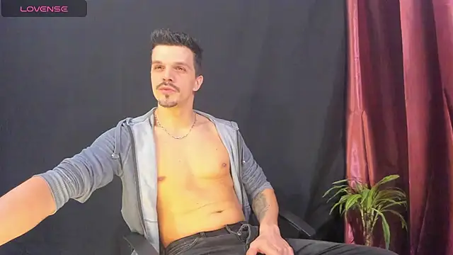 Snapshot of DonyBrown chatting on February 2, 2026, 5:50 am DonyBrown online show from February 2, 2026, 5:50 am