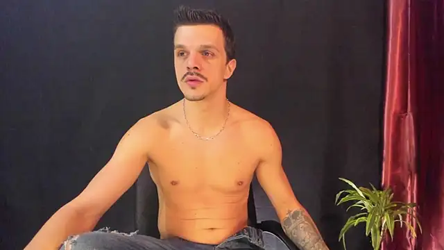 Snapshot of DonyBrown chatting on February 16, 2026, 6:45 am DonyBrown online show from February 16, 2026, 6:45 am