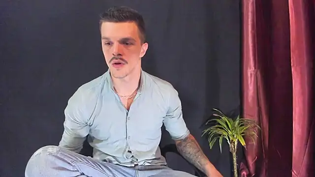 Snapshot of DonyBrown chatting on February 25, 2026, 7:41 am DonyBrown online show from February 25, 2026, 7:41 am