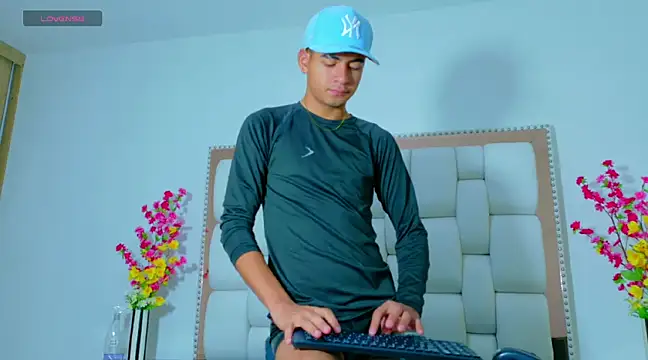 Steben hot online show from March 21, 2025, 1:12 pm