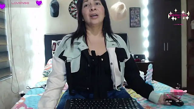 Snapshot of Rachell_111 chatting on March 2, 2025, 12:20 am Rachell 111 online show from March 2, 2025, 12:20 am