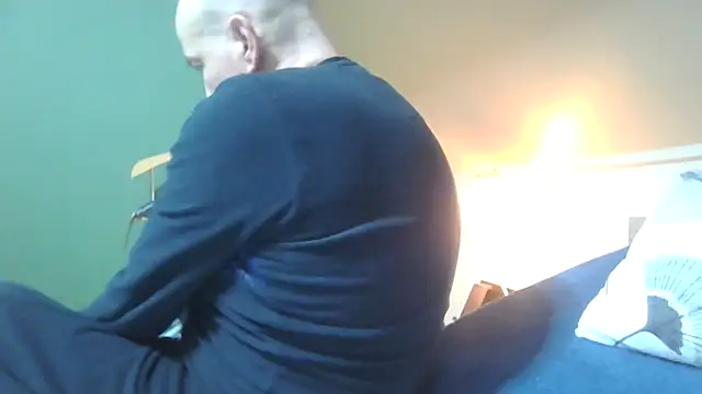 brtbrlss online show from January 16, 2026, 9:19 pm