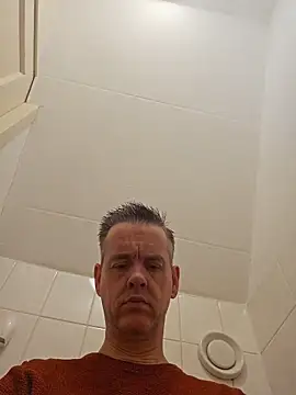 Hectorthyssen1 online show from March 7, 2026, 12:21 pm