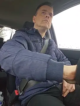 Hectorthyssen1 online show from April 2, 2026, 3:19 pm