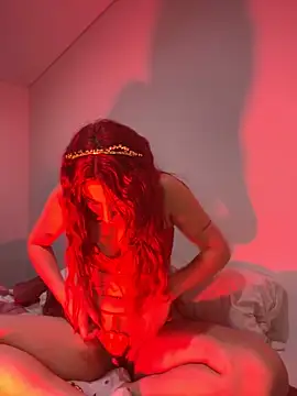 Snapshot of Mia_Hoffmann chatting on December 1, 2024, 9:31 pm Mia Hoffmann online show from December 1, 2024, 9:31 pm