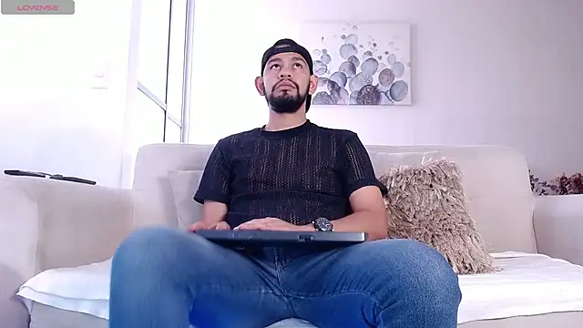 Bedobigcock online show from February 13, 2026, 7:25 pm