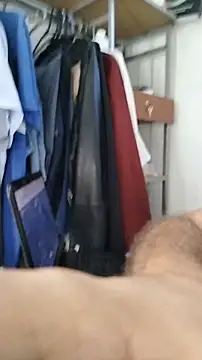 Snapshot of miketripi420 chatting on February 28, 2026, 9:25 pm miketripi420 online show from February 28, 2026, 9:25 pm