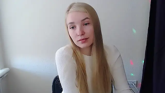 Queen ofLove online show from April 15, 2026, 7:58 am