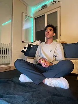 Ryan-hot online show from January 16, 2026, 8:35 pm