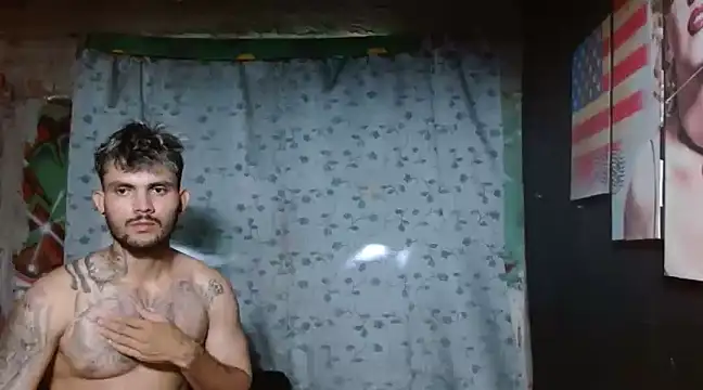 Snapshot of carlos_boosx chatting on December 9, 2024, 4:58 pm carlos boosx online show from December 9, 2024, 4:58 pm