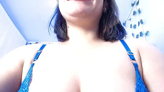 Snapshot of daphne_29 chatting on December 26, 2024, 4:58 pm daphne 29 online show from December 26, 2024, 4:58 pm