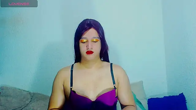 alexandrasexy32 online show from May 13, 2026, 3:13 am