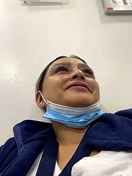 Snapshot of Keittly_ chatting on November 6, 2025, 7:29 pm Keittly online show from November 6, 2025, 7:29 pm