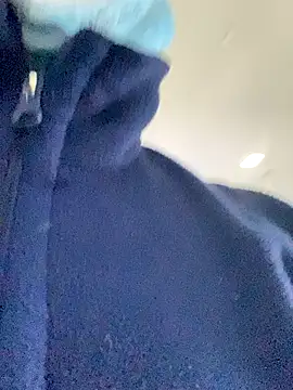 Snapshot of Keittly_ chatting on November 17, 2025, 8:46 pm Keittly online show from November 17, 2025, 8:46 pm