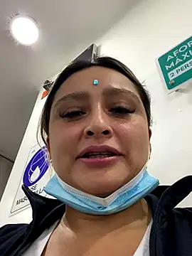 Snapshot of Keittly_ chatting on November 1, 2025, 2:00 pm Keittly online show from November 1, 2025, 2:00 pm