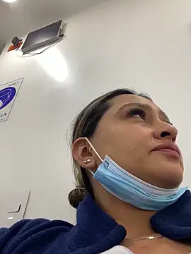 Snapshot of Keittly_ chatting on November 23, 2025, 12:48 pm Keittly online show from November 23, 2025, 12:48 pm