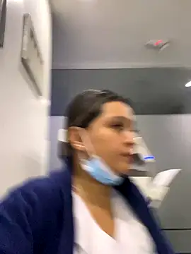 Snapshot of Keittly_ chatting on December 3, 2025, 3:40 am Keittly online show from December 3, 2025, 3:40 am