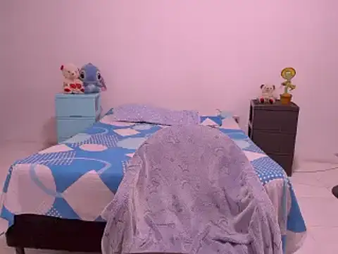 isabella tasty25 online show from March 12, 2026, 4:55 pm