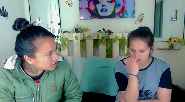 Sharon et Khloe12 online show from January 7, 2025, 4:50 am