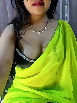 Snapshot of deslisexpriya chatting on November 26, 2025, 6:24 am deslisexpriya online show from November 26, 2025, 6:24 am