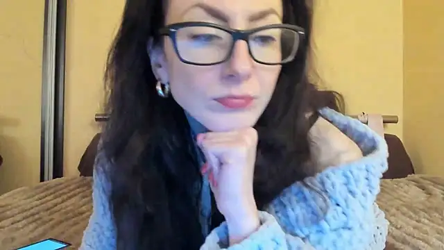 Baby Jewel online show from February 3, 2026, 11:15 am