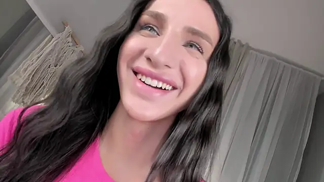 Kim Oberlin  online show from March 18, 2025, 5:01 pm