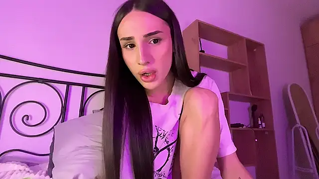 Snapshot of Kim_Oberlin_ chatting on April 9, 2026, 4:02 pm Kim Oberlin online show from April 9, 2026, 4:02 pm