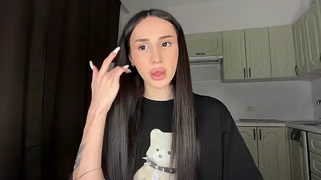 Snapshot of Kim_Oberlin_ chatting on March 9, 2026, 4:43 pm Kim Oberlin online show from March 9, 2026, 4:43 pm