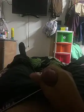 AntuanV online show from October 3, 2025, 3:35 pm