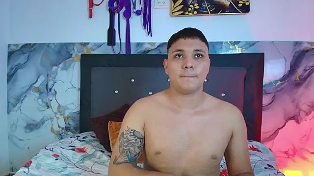 Snapshot of couple_lovelyds chatting on April 14, 2026, 8:58 pm couple lovelyds online show from April 14, 2026, 8:58 pm