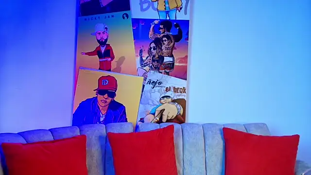 Snapshot of couple_lovelyds chatting on February 19, 2026, 8:50 pm couple lovelyds online show from February 19, 2026, 8:50 pm