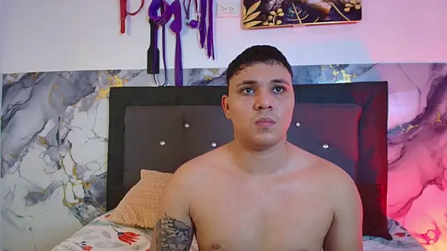 Snapshot of couple_lovelyds chatting on April 15, 2026, 9:37 pm couple lovelyds online show from April 15, 2026, 9:37 pm