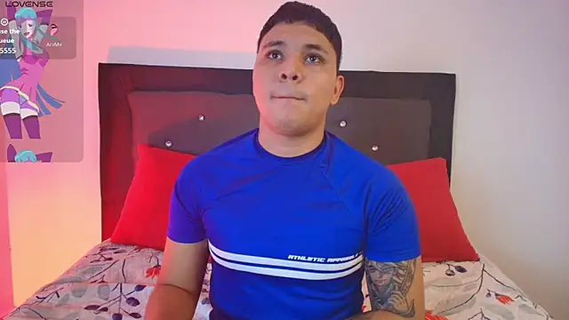 Snapshot of couple_lovelyds chatting on March 15, 2026, 9:11 pm couple lovelyds online show from March 15, 2026, 9:11 pm