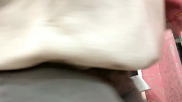 Sofia martiin online show from October 16, 2025, 3:04 am